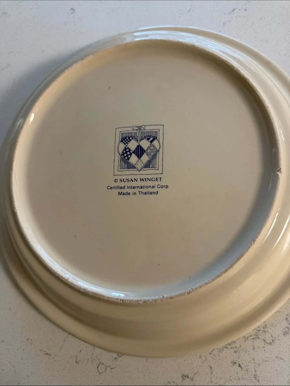 Peaches Ceramic Pie Plate - Cream Peach Design